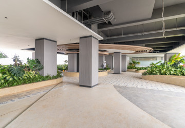 3 Bedroom Condo For Sale - Le Conde, BKK1, Phnom Penh thumbnail