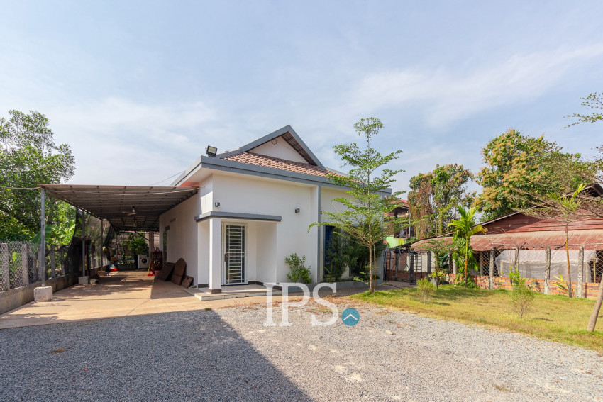 1 Bedroom House For Sale - Svay Dangkum, Siem Reap