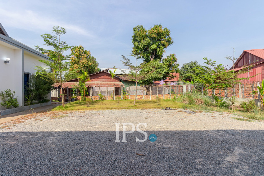 1 Bedroom House For Sale - Svay Dangkum, Siem Reap