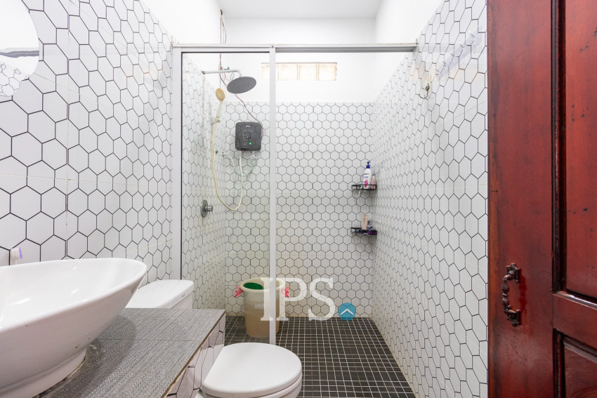 1 Bedroom House For Sale - Svay Dangkum, Siem Reap