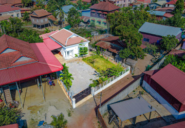 1 Bedroom House For Sale - Svay Dangkum, Siem Reap thumbnail