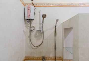 3 Bedroom House For Rent - Sala Kamreuk, Siem Reap thumbnail