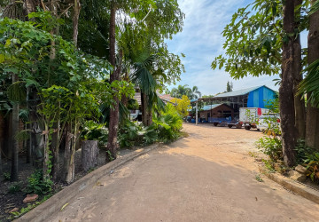 3 Bedroom House For Rent - Sala Kamreuk, Siem Reap thumbnail