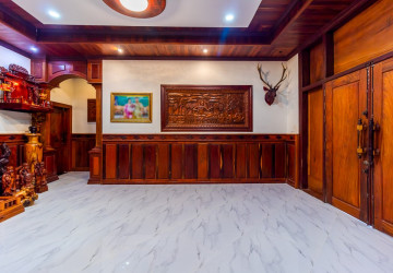 3 Bedroom House For Rent - Sala Kamreuk, Siem Reap thumbnail