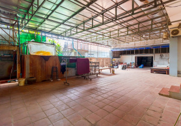 3 Bedroom House For Rent - Sala Kamreuk, Siem Reap thumbnail