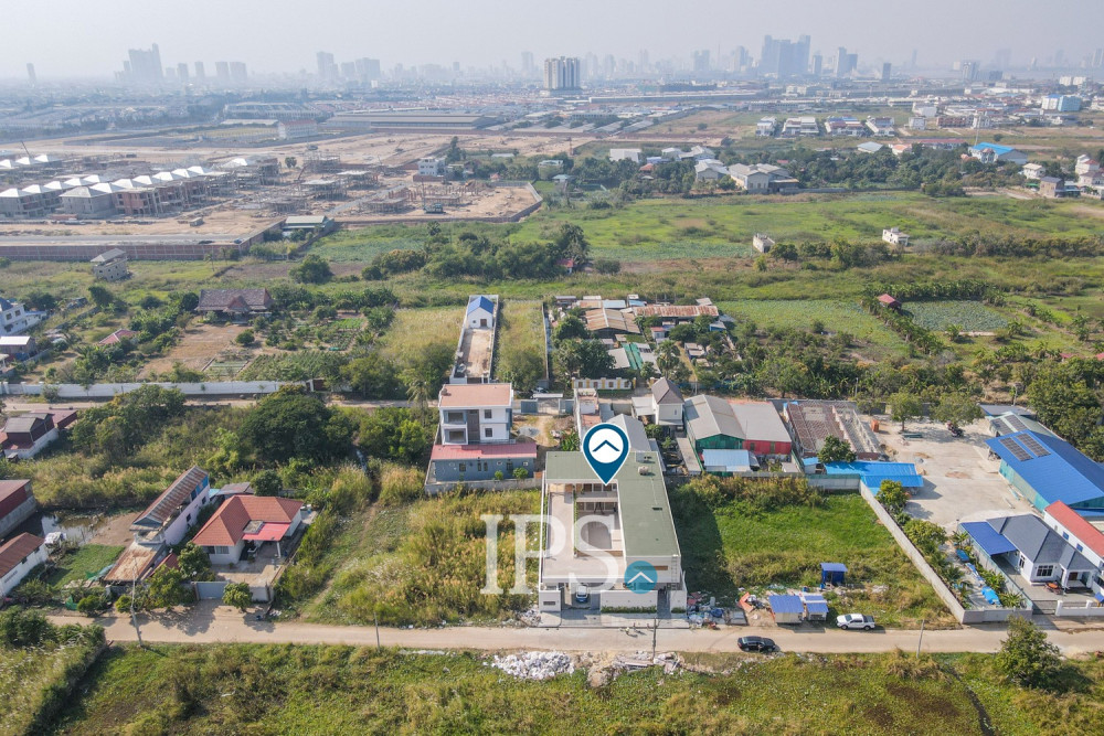 5 Bedroom Brand New Luxury Villa For Sale - Veal Sbov, Khan Chbar Ampov, Phnom Penh - Image 69 5 Bedroom Brand New Luxury Villa For Sale - Veal Sbov, Khan Chbar Ampov, Phnom Penh - Image 69