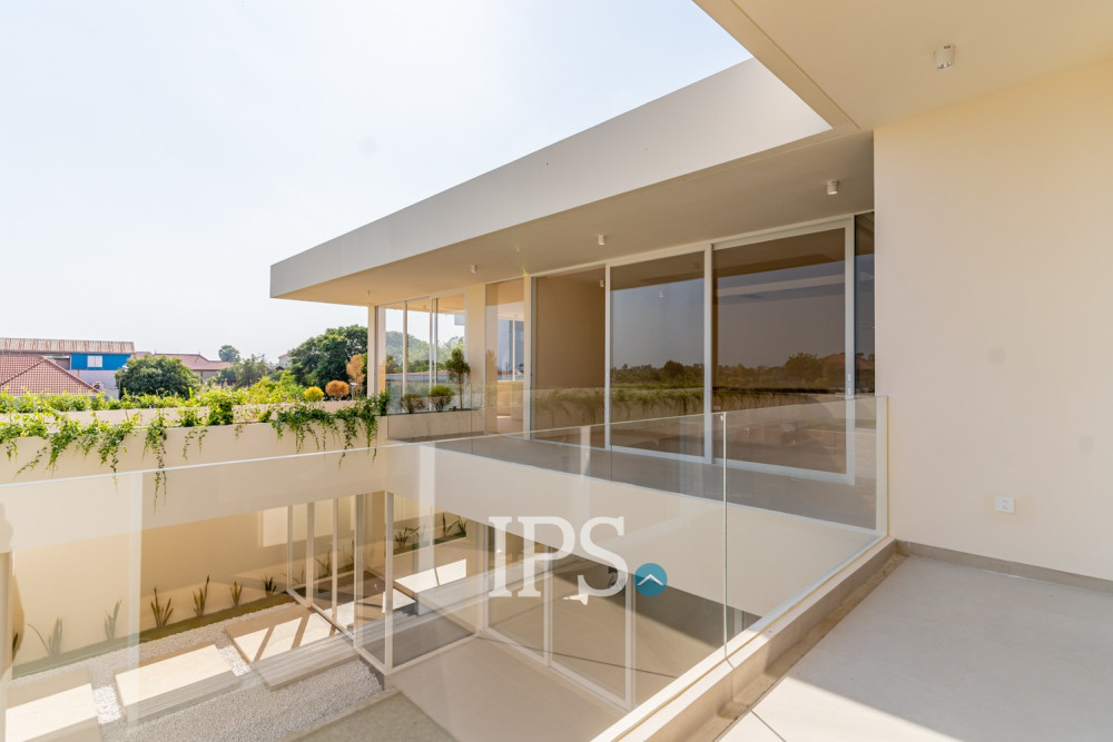 5 Bedroom Brand New Luxury Villa For Sale - Veal Sbov, Khan Chbar Ampov, Phnom Penh - Image 50 5 Bedroom Brand New Luxury Villa For Sale - Veal Sbov, Khan Chbar Ampov, Phnom Penh - Image 50