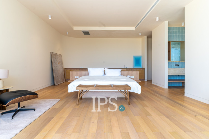 5 Bedroom Brand New Luxury Villa For Sale - Veal Sbov, Khan Chbar Ampov, Phnom Penh