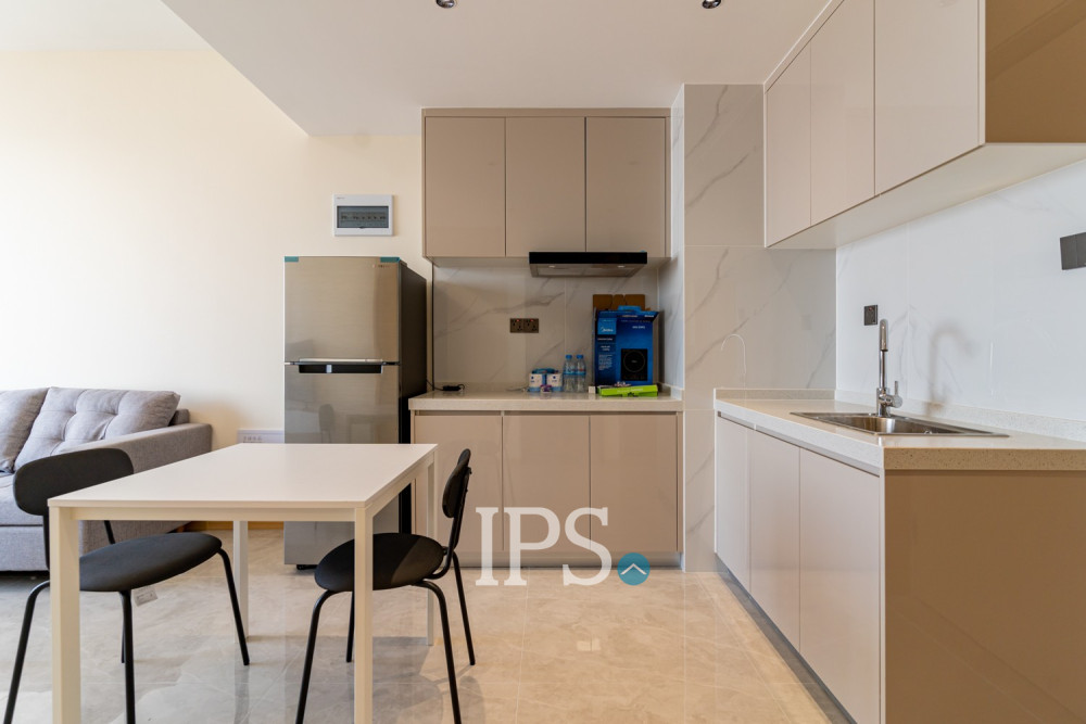 1 Bedroom Condo For Rent - The Pinnacle, Tonle Bassac, Phnom Penh - Image 10