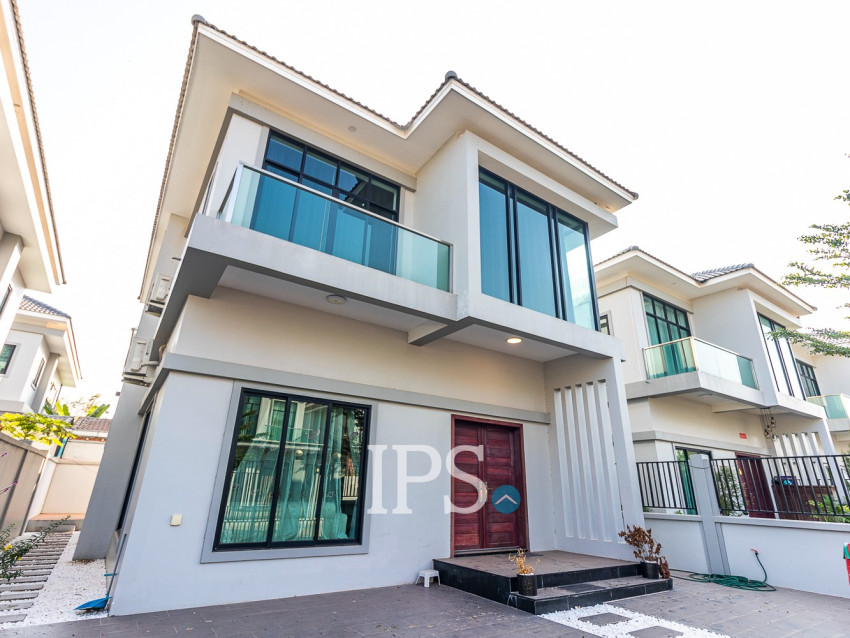 4 Bedroom House For Rent - Borey Tourism, Kandaek, Prasat Bakong, Siem Reap
