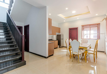 4 Bedroom House For Rent - Borey Tourism, Kandaek, Prasat Bakong, Siem Reap thumbnail