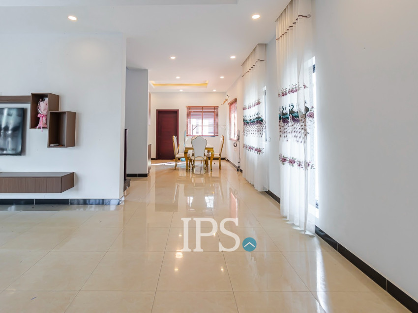 4 Bedroom House For Rent - Borey Tourism, Kandaek, Prasat Bakong, Siem Reap