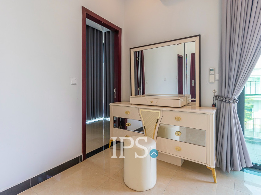 4 Bedroom House For Rent - Borey Tourism, Kandaek, Prasat Bakong, Siem Reap