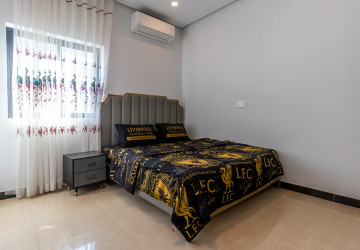 4 Bedroom House For Rent - Borey Tourism, Kandaek, Prasat Bakong, Siem Reap thumbnail