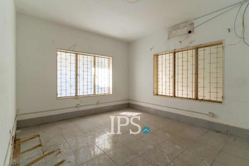 5 Room Commercial Villa For Rent - Chakto Mukh, Phnom Penh