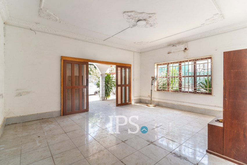 5 Room Commercial Villa For Rent - Chakto Mukh, Phnom Penh
