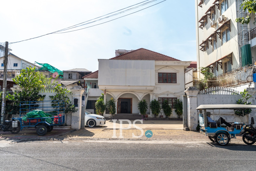 5 Room Commercial Villa For Rent - Chakto Mukh, Phnom Penh