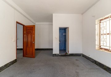5 Room Commercial Villa For Rent - Chakto Mukh, Phnom Penh thumbnail