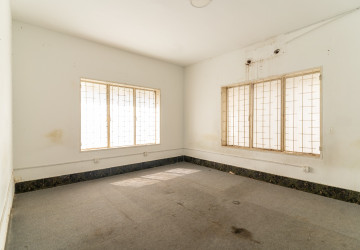 5 Room Commercial Villa For Rent - Chakto Mukh, Phnom Penh thumbnail