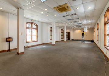 2,183 Sqm Commercial Villa For Rent - Chakto Mukh, Phnom Penh thumbnail