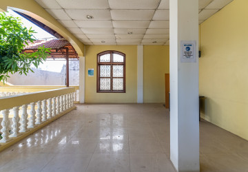 2,183 Sqm Commercial Villa For Rent - Chakto Mukh, Phnom Penh thumbnail