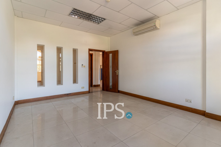 2,183 Sqm Commercial Villa For Rent - Chakto Mukh, Phnom Penh