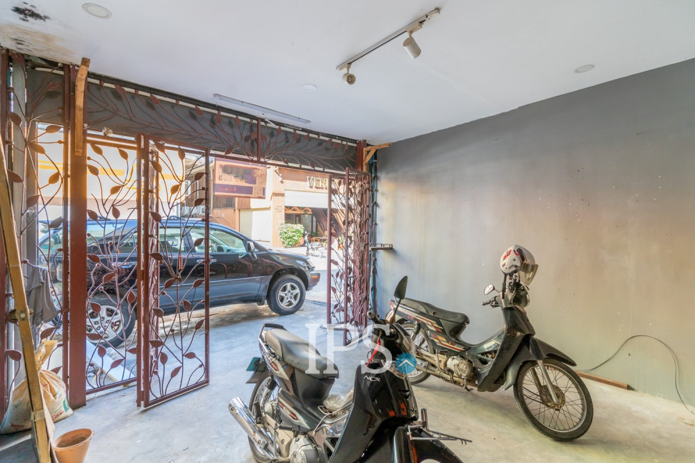 2 Storey Shophouse For Rent - Toul Tum Poung 1, Phnom Penh - Image 9 2 Storey Shophouse For Rent - Toul Tum Poung 1, Phnom Penh - Image 9