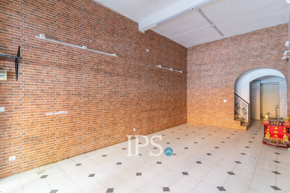 2 Storey Shophouse For Rent - Toul Tum Poung 1, Phnom Penh - Image 4 2 Storey Shophouse For Rent - Toul Tum Poung 1, Phnom Penh - Image 4