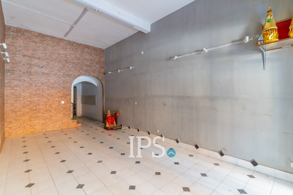 2 Storey Shophouse For Rent - Toul Tum Poung 1, Phnom Penh - Image 5 2 Storey Shophouse For Rent - Toul Tum Poung 1, Phnom Penh - Image 5