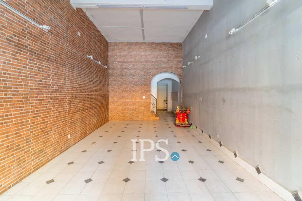 2 Storey Shophouse For Rent - Toul Tum Poung 1, Phnom Penh - Image 3 2 Storey Shophouse For Rent - Toul Tum Poung 1, Phnom Penh - Image 3