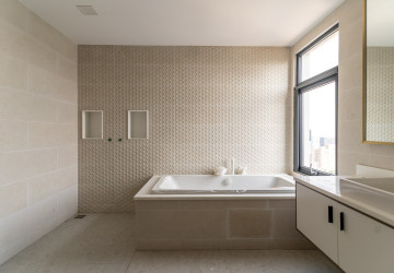 2 Bedroom Serviced Apartment For Rent - BKK1, Phnom Penh thumbnail