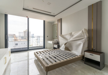 2 Bedroom Serviced Apartment For Rent - BKK1, Phnom Penh thumbnail