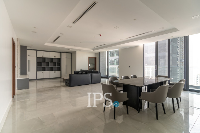 2 Bedroom Serviced Apartment For Rent - BKK1, Phnom Penh