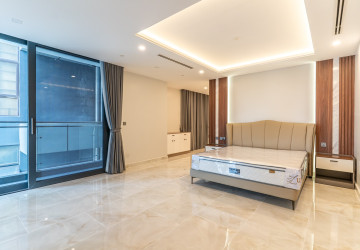 2 Bedroom Serviced Apartment For Rent - BKK1, Phnom Penh thumbnail