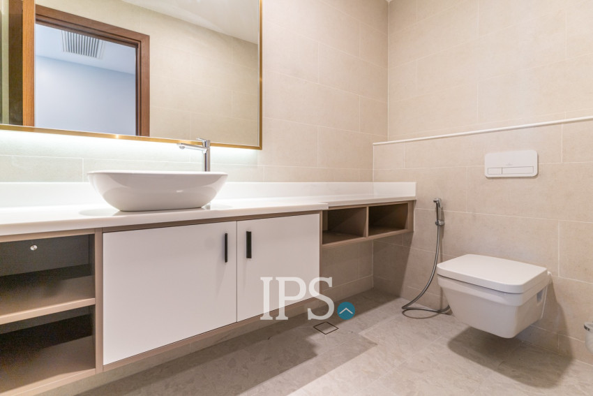 2 Bedroom Serviced Apartment For Rent - BKK1, Phnom Penh