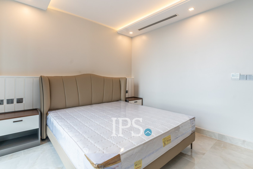 2 Bedroom Serviced Apartment For Rent - BKK1, Phnom Penh