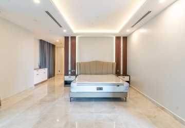 2 Bedroom Serviced Apartment For Rent - BKK1, Phnom Penh thumbnail