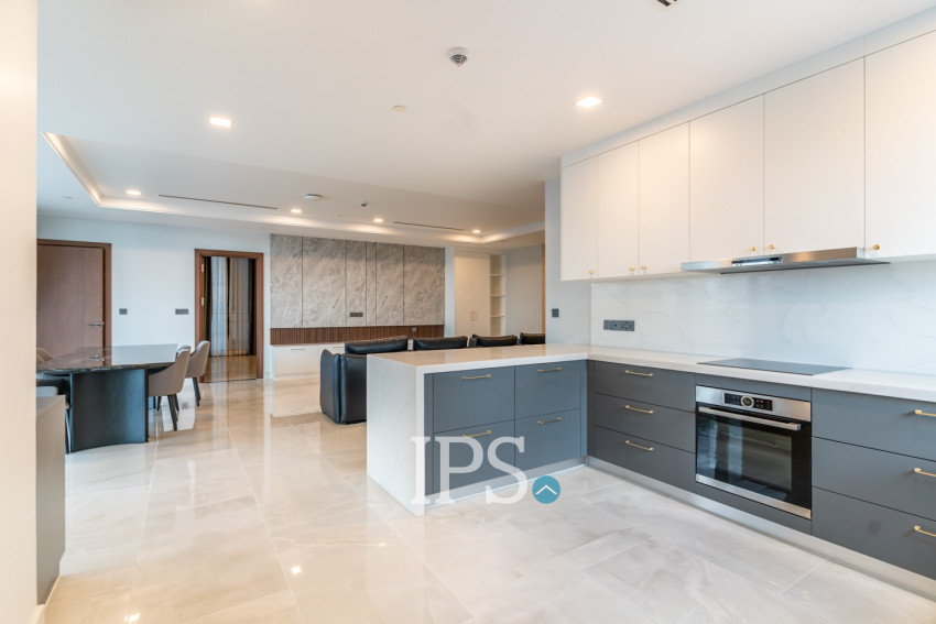 2 Bedroom Serviced Apartment For Rent - BKK1, Phnom Penh