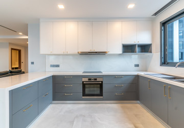 2 Bedroom Serviced Apartment For Rent - BKK1, Phnom Penh thumbnail