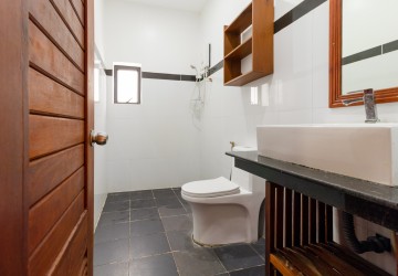 1 Bedroom Apartment For Rent - Kouk Chak, Siem Reap thumbnail