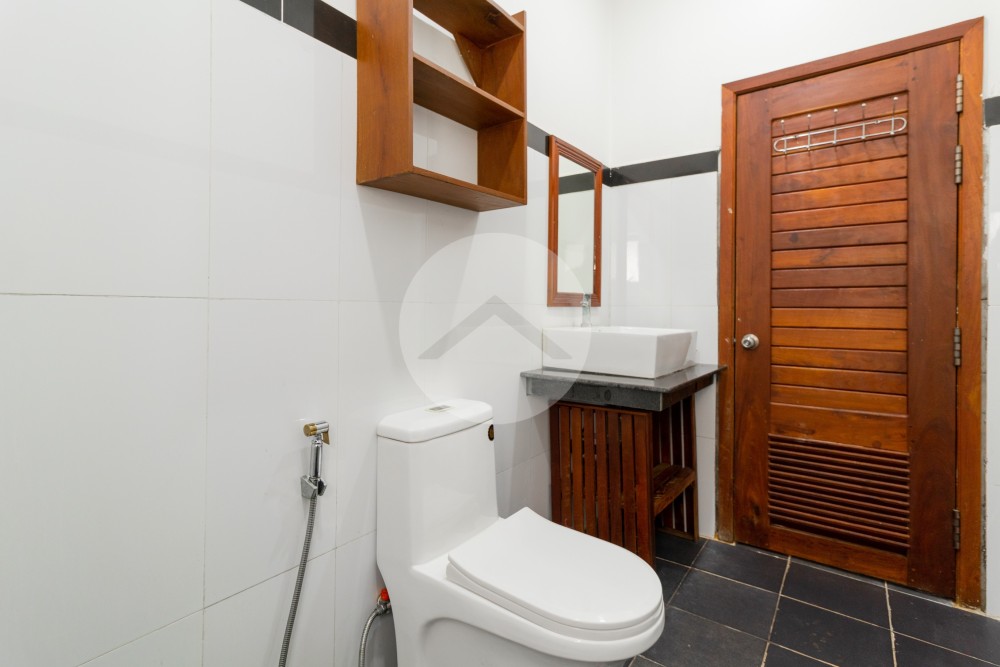 1 Bedroom Apartment For Rent - Kouk Chak, Siem Reap - Image 11