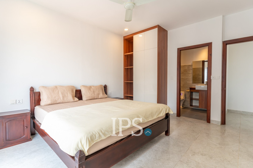 2 Bedroom Serviced Apartment For Rent - BKK1, Phnom Penh
