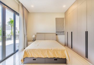 5 Bedroom Villa For Rent - Borey Chankiri, Preaek Kampues, Phnom Penh thumbnail