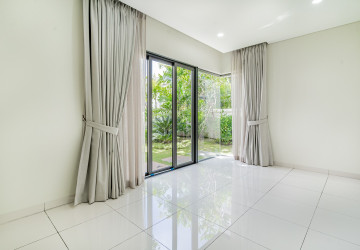 5 Bedroom Villa For Rent - Borey Chankiri, Preaek Kampues, Phnom Penh thumbnail