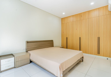 5 Bedroom Villa For Rent - Borey Chankiri, Preaek Kampues, Phnom Penh thumbnail