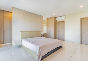 5 Bedroom Villa For Rent - Borey Chankiri, Preaek Kampues, Phnom Penh thumbnail