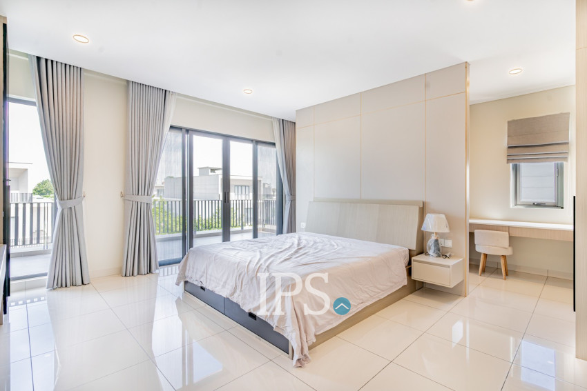 5 Bedroom Villa For Rent - Borey Chankiri, Preaek Kampues, Phnom Penh