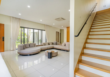 5 Bedroom Villa For Rent - Borey Chankiri, Preaek Kampues, Phnom Penh thumbnail
