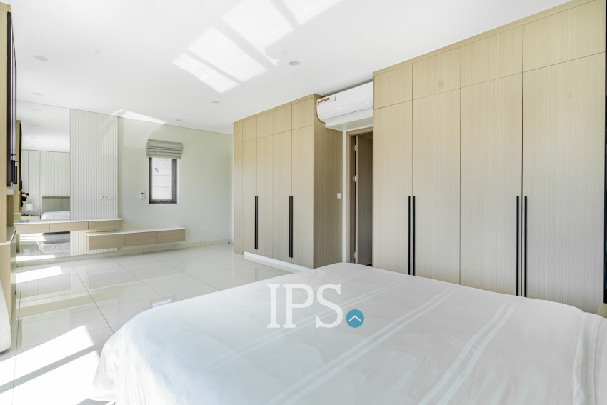5 Bedroom Villa For Rent - Borey Chankiri, Preaek Kampues, Phnom Penh
