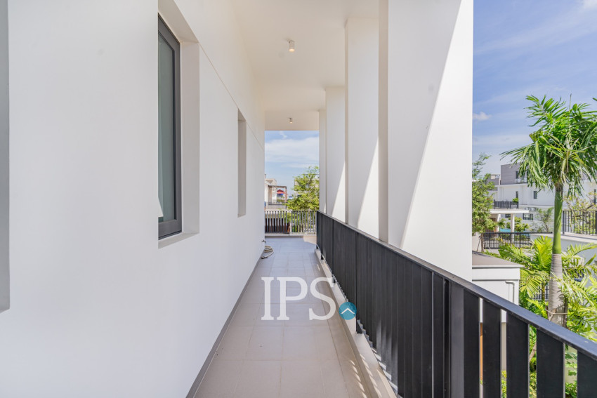 5 Bedroom Villa For Rent - Borey Chankiri, Preaek Kampues, Phnom Penh